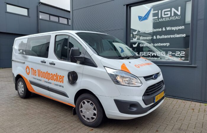 Woodpacker bus bestickeren bus wrappen reclamebureau cign