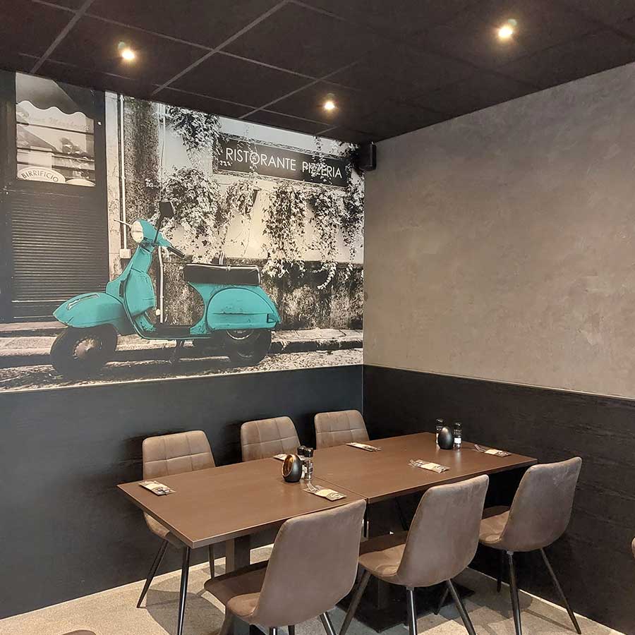 interieur wrappen lambrisering Mamma Mia