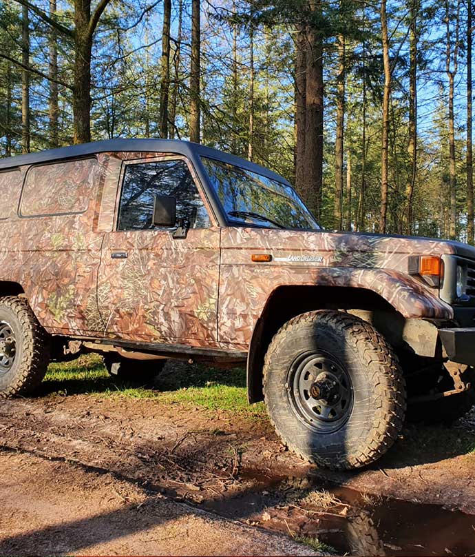 toyota landcruiser wrappen camo cign